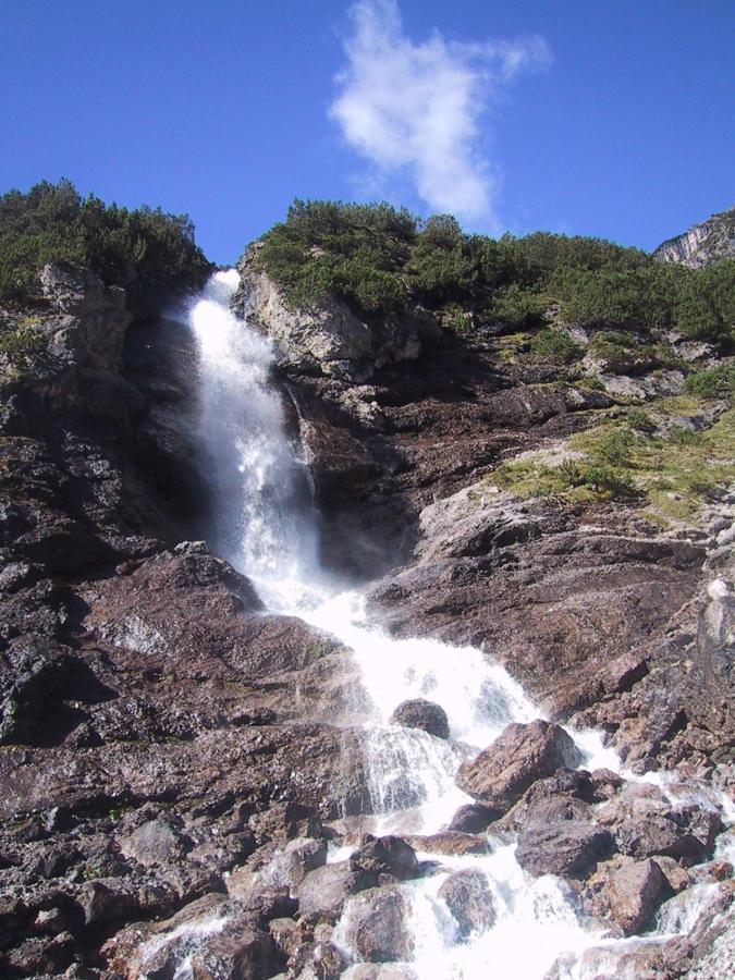 Gasthaus Alpenrose Gramais Dış mekan fotoğraf