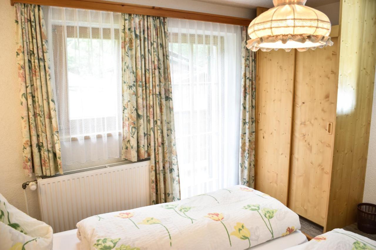 Gasthaus Alpenrose Gramais Dış mekan fotoğraf
