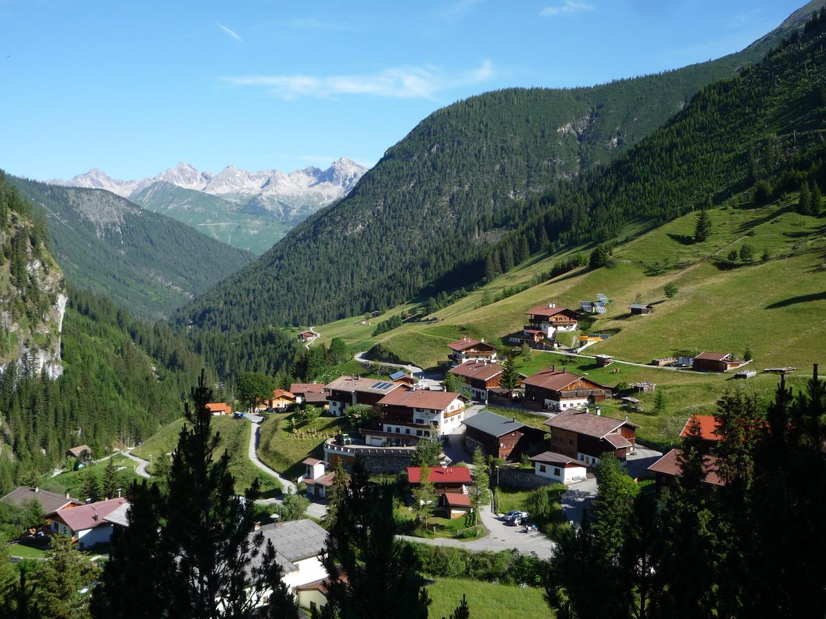 Gasthaus Alpenrose Gramais Dış mekan fotoğraf